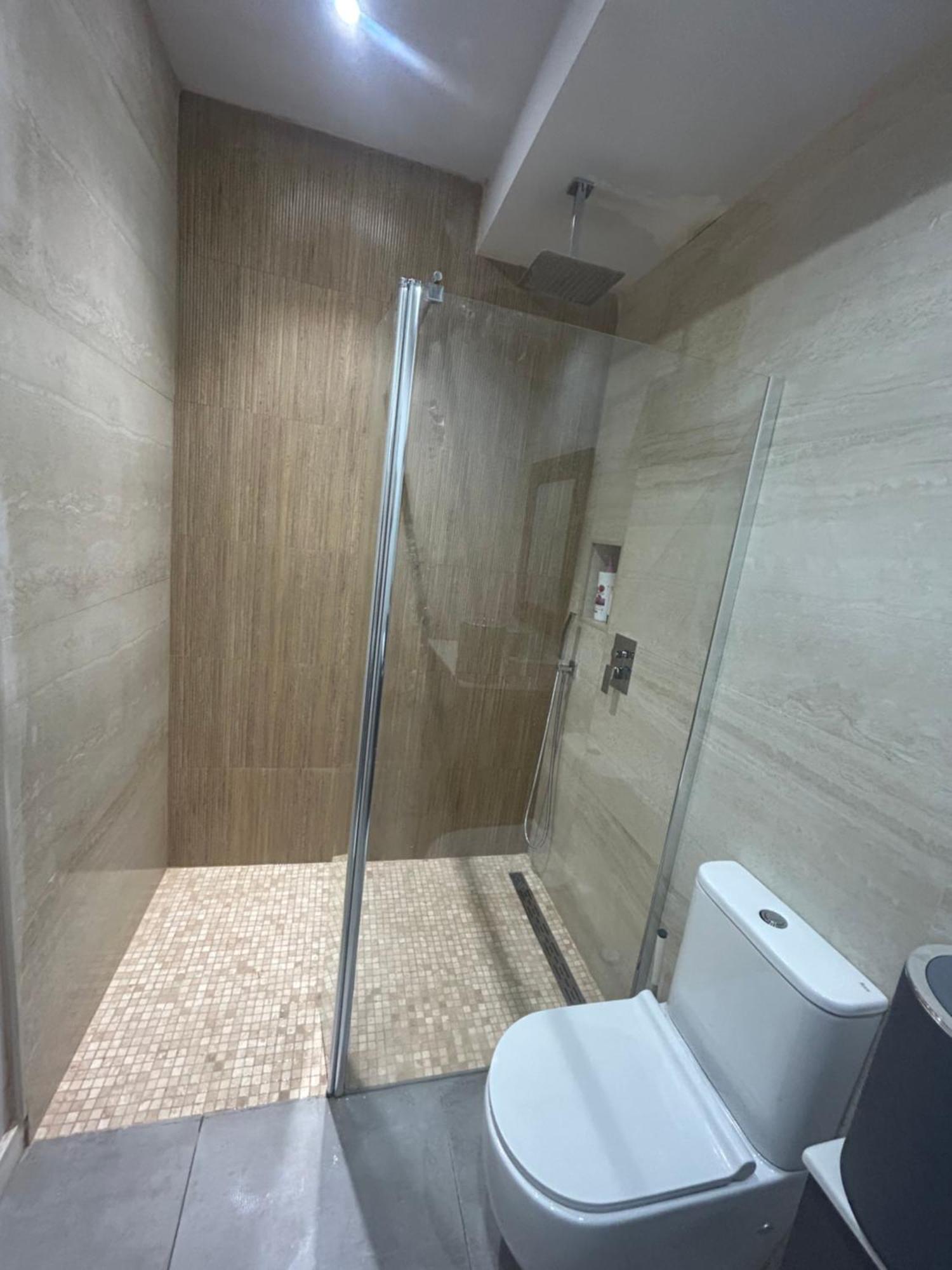 New! Renovated, Centrally Located, Private Entrance, Terrace Apartment Valencia Ngoại thất bức ảnh